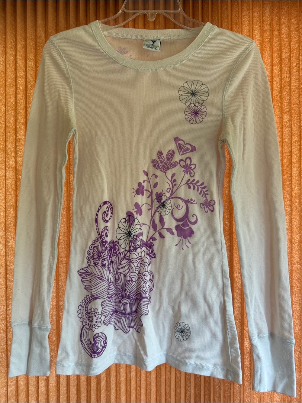 Roxy Women’s Long Sleeve White Top with Purple Floral Print Size L - Picture 1 of 6
